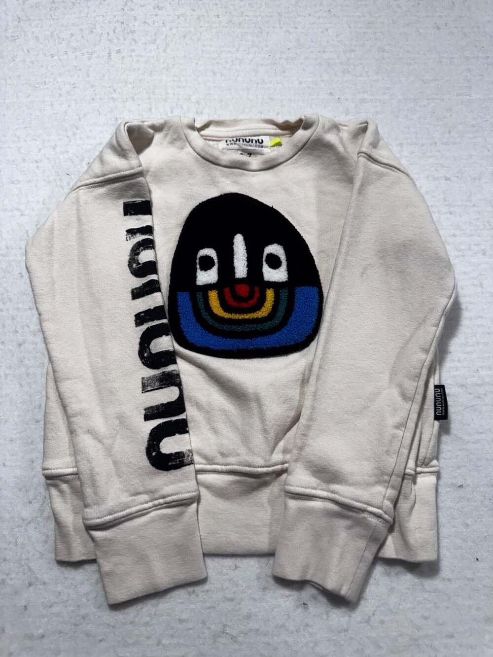 Nununu Kids Graphic Sweatshirt Size 6-7 Cream Terry Face Patch